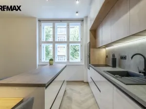 Pronájem bytu 2+kk, Praha - Bubeneč, Terronská, 62 m2