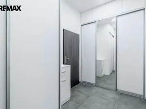 Pronájem bytu 2+kk, Praha - Bubeneč, Terronská, 62 m2