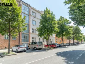 Pronájem bytu 2+kk, Praha - Bubeneč, Terronská, 62 m2