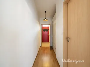 Pronájem bytu 1+kk, Praha - Miškovice, Vrátenská, 43 m2