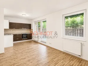 Prodej bytu 1+kk, Hustopeče, Gen. Peřiny, 38 m2