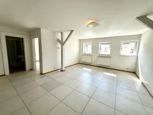 Pronájem bytu 3+kk, Praha - Holešovice, Komunardů, 86 m2