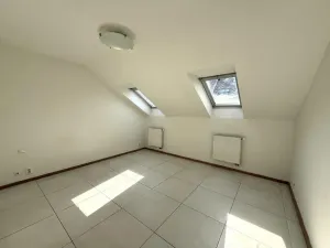 Pronájem bytu 3+kk, Praha - Holešovice, Komunardů, 86 m2