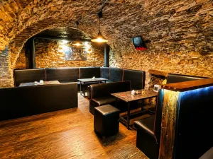 Prodej restaurace, Čáslav, nám. Jana Žižky z Trocnova, 360 m2