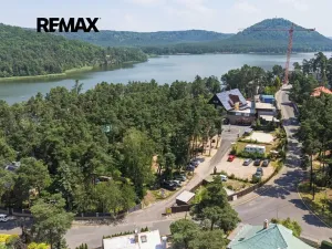 Prodej komerční nemovitosti, Doksy, 1850 m2
