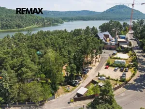 Prodej komerční nemovitosti, Doksy, 1850 m2