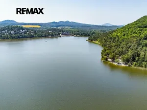 Prodej komerční nemovitosti, Doksy, 1850 m2