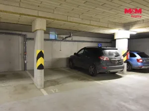 Pronájem bytu 2+kk, Praha - Vysočany, Strnadových, 58 m2