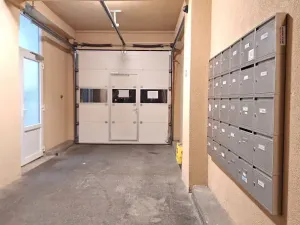 Pronájem bytu 2+kk, Praha - Holešovice, Malá Plynární, 51 m2