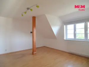 Pronájem bytu 3+1, Praha - Hloubětín, V Novém Hloubětíně, 162 m2