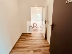 Prodej bytu 2+kk, Hevlín, 67 m2