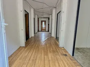 Pronájem skladu, Praha - Sedlec, Přerušená, 98 m2
