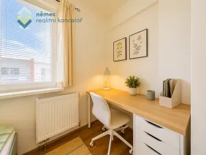 Pronájem bytu 2+kk, Praha - Strašnice, Věšínova, 35 m2