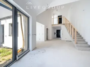 Prodej rodinného domu, Pouzdřany, 214 m2