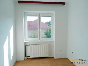 Pronájem bytu 3+1, Jihlava, Brtnická, 68 m2