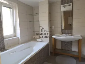 Pronájem bytu 3+1, Hodonín, Erbenova, 84 m2