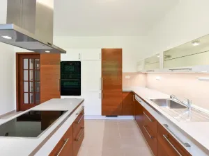 Pronájem kanceláře, Praha - Kunratice, Ke hrádku, 417 m2