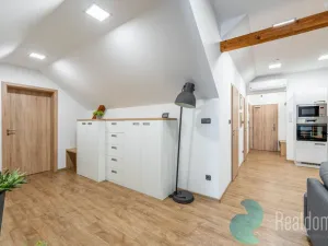 Prodej apartmánu, Sepekov, 953 m2