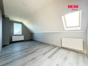 Prodej rodinného domu, Smolné Pece, 202 m2