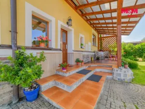 Prodej rodinného domu, Velká Hleďsebe, Pohraniční stráže, 220 m2