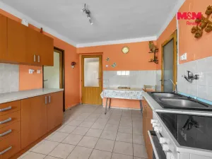 Prodej rodinného domu, Skuteč - Zbožnov, 215 m2