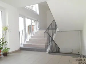Pronájem bytu 1+kk, Brno, U Leskavy, 33 m2
