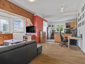 Prodej vícegeneračního domu, Roztoky, Únětická, 244 m2