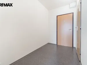 Pronájem bytu 1+kk, Praha - Chodov, Blažimská, 1225 m2
