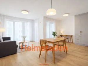 Pronájem bytu 1+kk, Praha - Holešovice, Vrbenského, 39 m2