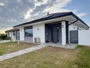 Prodej rodinného domu, Hrušky, Na Zahajce, 117 m2