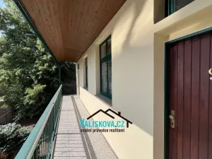 Pronájem bytu 1+kk, Kroměříž, Riegrovo náměstí, 29 m2