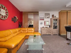 Prodej bytu 2+kk, Praha - Vršovice, Kišiněvská, 56 m2