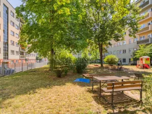 Prodej bytu 2+kk, Praha - Vršovice, Kišiněvská, 56 m2
