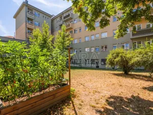 Prodej bytu 2+kk, Praha - Vršovice, Kišiněvská, 56 m2