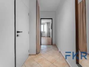Pronájem bytu 1+kk, Praha - Háje, Hlavatého, 27 m2