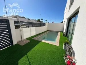 Prodej rodinného domu, Alicante, Španělsko, 110 m2