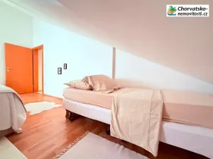 Prodej bytu 2+kk, Novalja, Chorvatsko, 61 m2