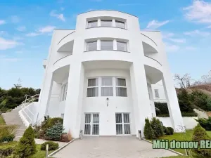 Pronájem vily, Praha - Smíchov, Nový Zlíchov, 801 m2