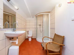 Prodej rodinného domu, Vysoký Chlumec, 190 m2