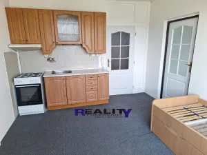 Pronájem bytu 1+1, Podbořany, Sídliště Míru, 37 m2