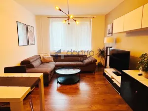 Pronájem bytu 3+1, Praha, Tasovská, 72 m2