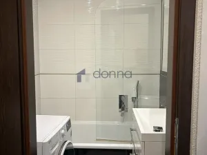 Pronájem bytu 3+1, Praha, Tasovská, 72 m2