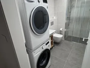 Pronájem bytu 3+kk, Praha - Řeporyje, Haenkeho, 80 m2