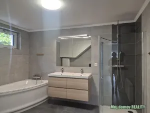 Pronájem rodinného domu, Praha - Klánovice, Smidarská, 120 m2