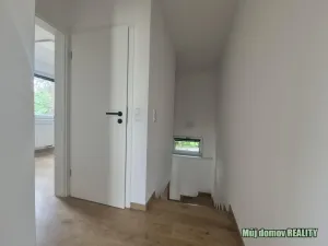 Pronájem rodinného domu, Praha - Klánovice, Smidarská, 120 m2