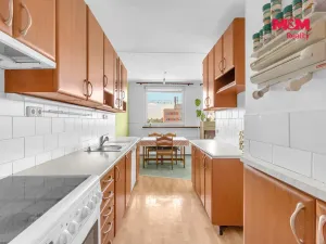 Prodej bytu 3+1, Praha - Řepy, Španielova, 71 m2
