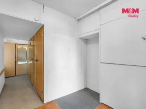 Prodej bytu 3+1, Praha - Řepy, Španielova, 71 m2