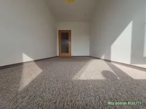 Pronájem bytu 2+kk, Praha - Kunratice, Merhoutova, 60 m2