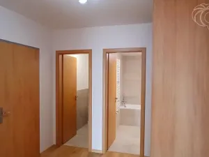 Pronájem bytu 3+kk, Praha - Řepy, Laudova, 84 m2