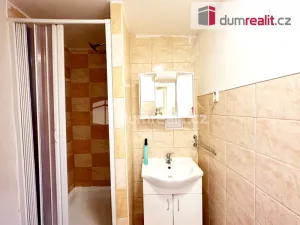 Pronájem bytu 2+1, Děčín - Děčín II-Nové Město, Tylova, 60 m2